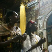 I figli non seguono i padri: le seconde generazioni di immigrati sono meno religiose