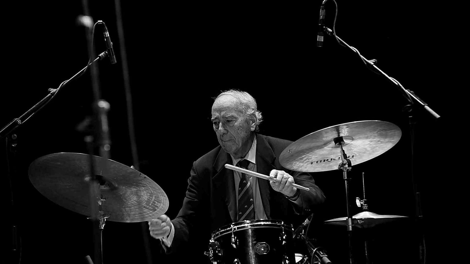 Addio a Lino Liguori, la batteria di Napoli