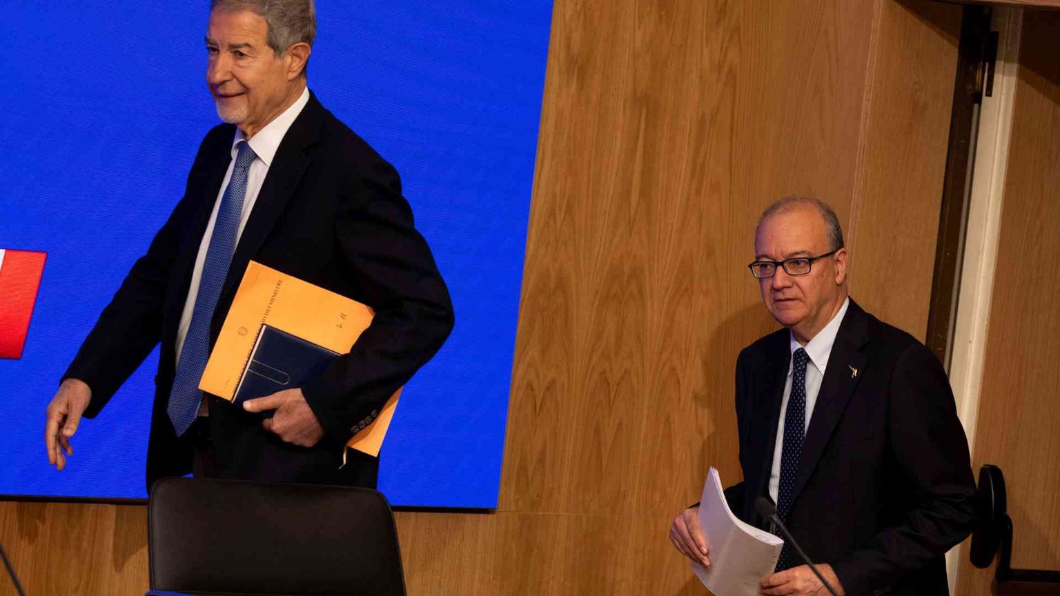 Arresti in flagranza per minacce ai prof. Freno ai corsi gender