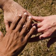 Cento numeri
di futuro:
ricercare la forza
delle relazioni