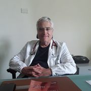 «Sollevato da un paziente, mi salvò un'infermiera»