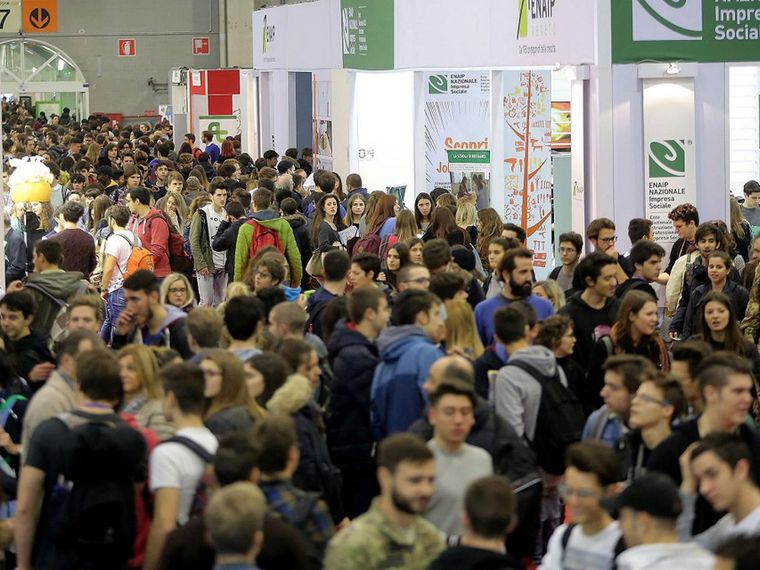 I giovani continuano a credere
nella speranza che offre il lavoro