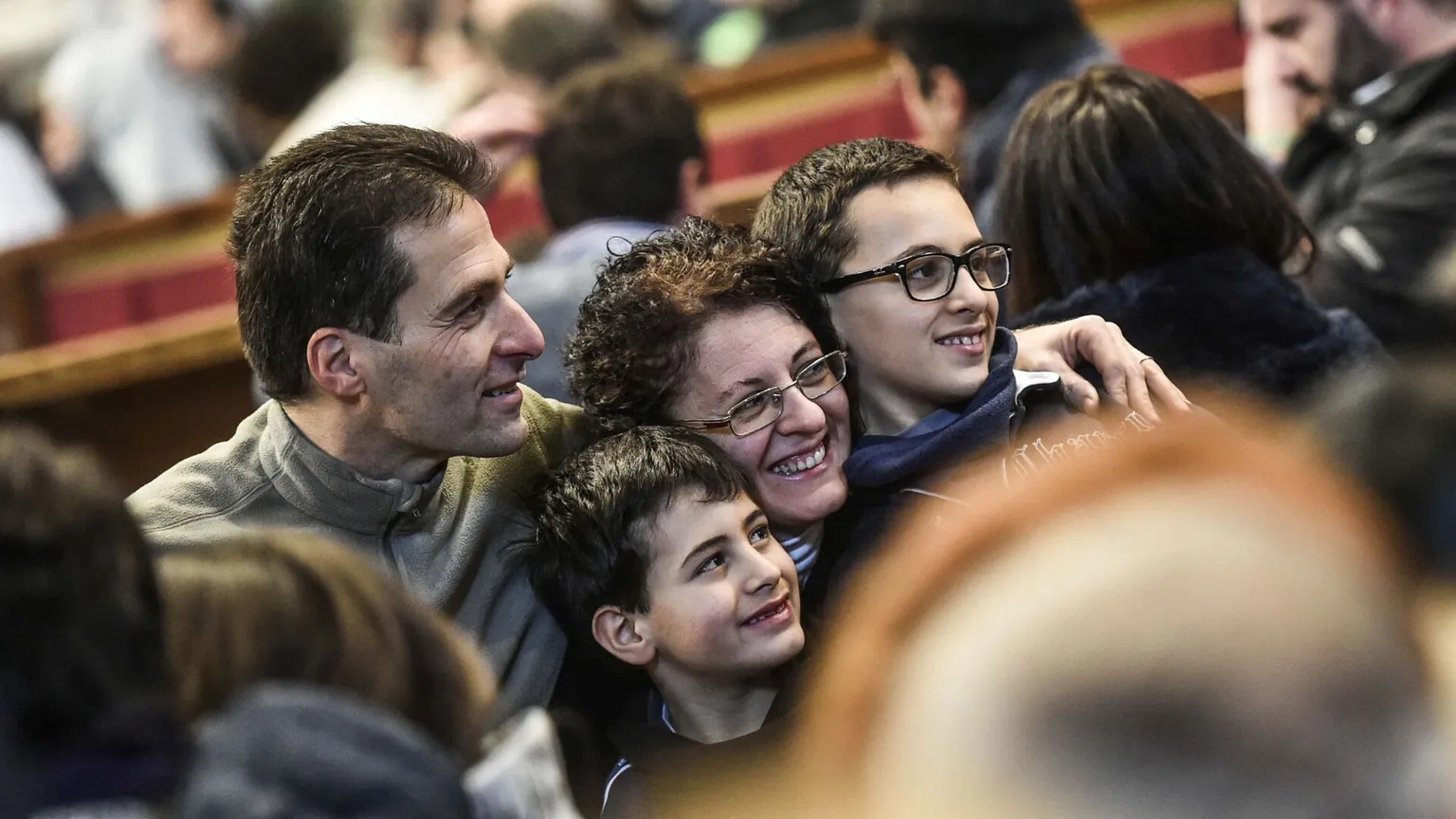 Dieci anni sui passi di “Amoris laetitia”. Così la Chiesa mette al centro la famiglia