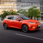 BYD sorprende ancora con la Plug-in più piccola ed economica del mercato