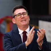 La «nuova strada» di Burnham, da Manchester a Downing Street. «Sono pronto»