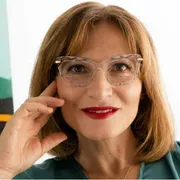 La gentilezza come atto di resistenza.
Così Natalia Re vuole disarmare l’odio