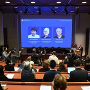 I tre scienziati che hanno “illuminato” il cervello hanno vinto il Nobel per la Medicina