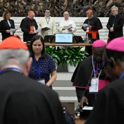 Il Papa e la famiglia: fragilità, domande sulla sessualità e verità da insegnare