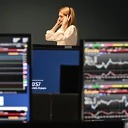 Per governare i nuovi poteri superiamo il dualismo tra Stato e mercato
