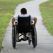 Rarissimi e spesso invisibili. Ecco chi sono i malati di Emiplagia Alternante