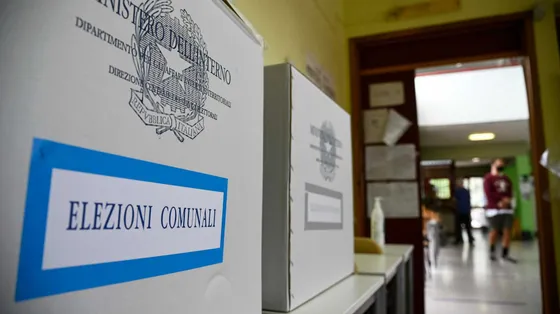 Il centrodestra passa ad Arezzo e Macerata, ma capitola ad Agrigento: tutti i risultati dei ballottaggi
