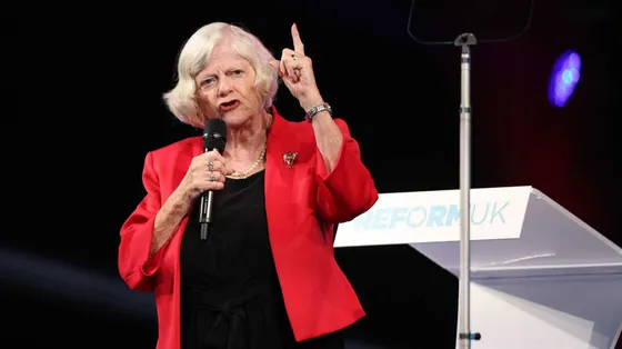 Intransigente pro-life, una vita controcorrente: l’assassinio di Ann Widdecombe scuote l’Inghilterra