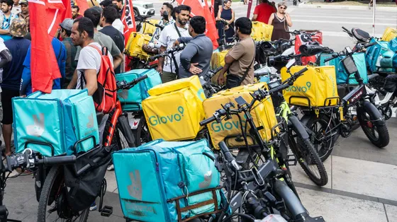 Rider in sciopero a Firenze: paghe basse e troppo caldo