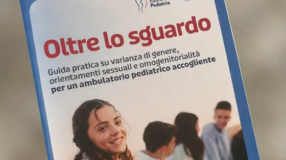 La copertina della Guida della Società italiana di pediatria sulla varianza di genere nei bambini