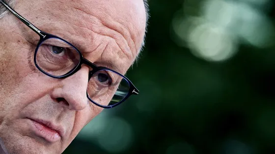 Germania, si cambia. Il cancelliere Merz è pronto al rimpasto, dopo il caso Spahn