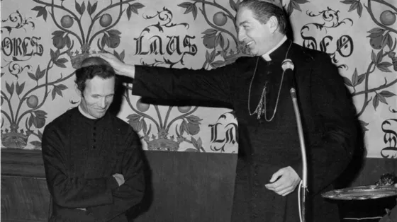 I sette santi di Renato Corti. Con il cesello nell’anima della modernità