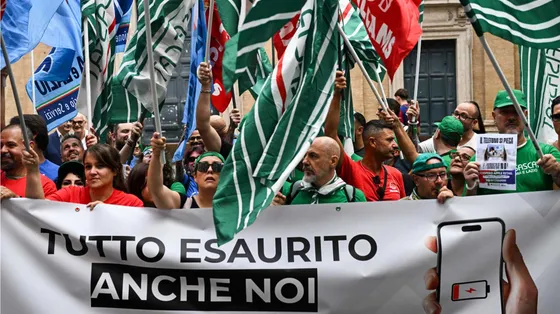 «Più assunzioni e meno precari»: lo sciopero dei lavoratori Apple nel giorno del lancio del nuovo iPhone