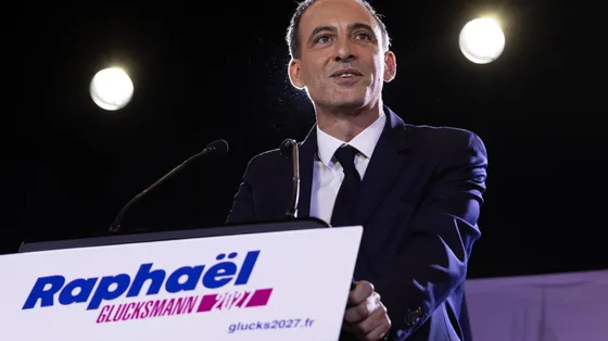 Francia, le primarie del centro-sinistra danno la patente di credibilità al vincitore Glucksmann