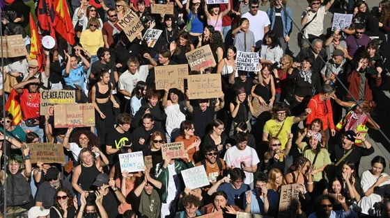 Domani in Francia torneranno in piazza giovani e “gilet gialli”: dopo il «quinto atto» la protesta si allarga