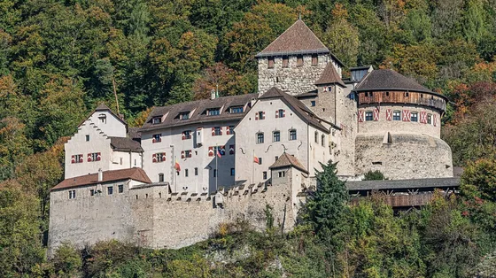 Il principe del Liechtenstein ferma la legge sull’aborto