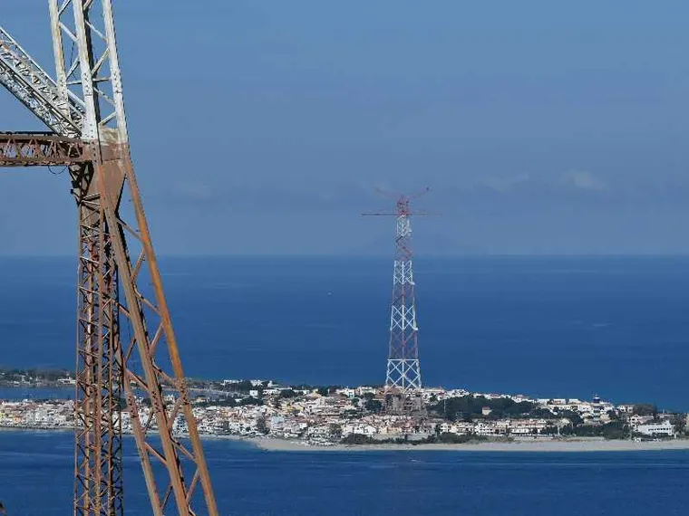 Il Ponte sullo Stretto e l'ombra della corruzione. Ecco da dove è partita l'inchiesta