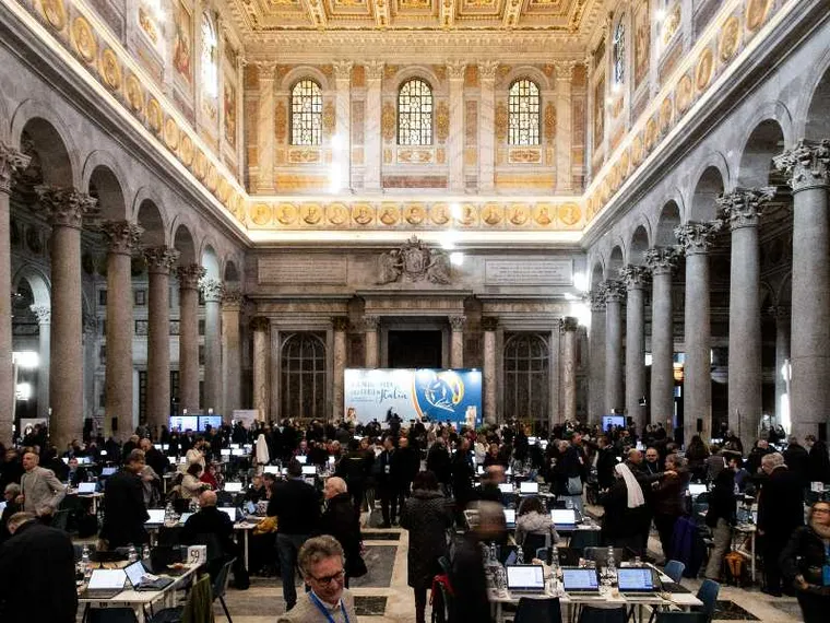 Roma, 16 novembre 2024: i lavori della prima Assemblea sinodale della Chiesa in Italia / SICILIANI