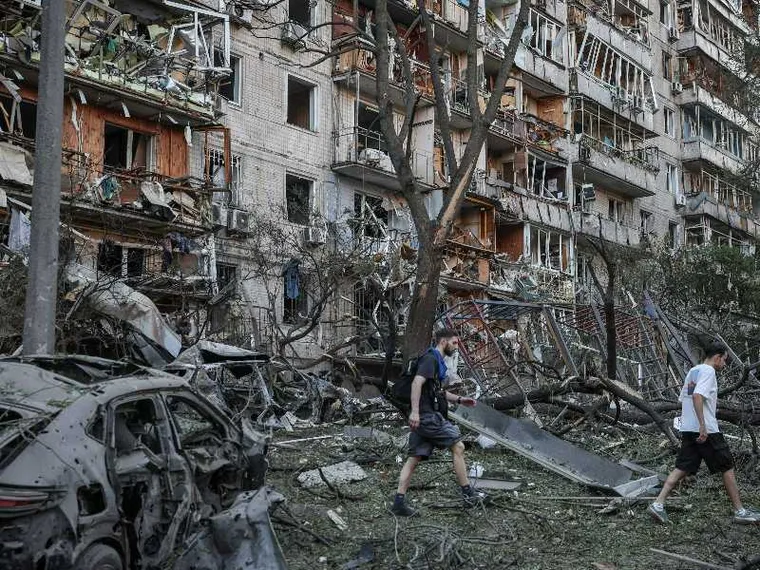 Perché la Russia stanca della guerra sferra massicci bombardamenti sull'Ucraina