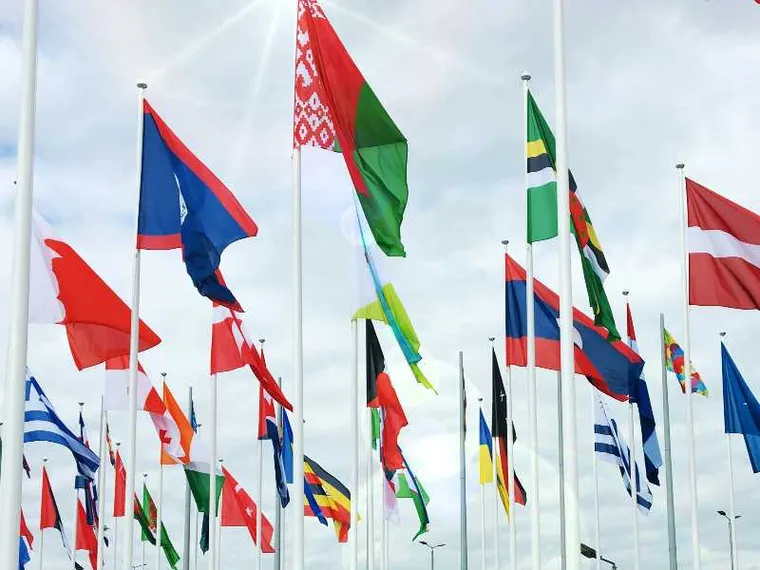 Contro la geopolitica pop, pensiamo il «Medioccidente»