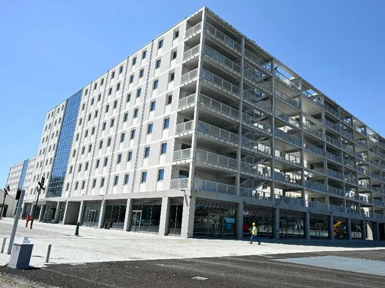 Ex caserme e periferie: a Milano gli studentati sorgono ovunque