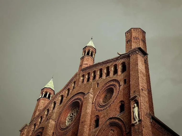 Il vescovo di Cremona: «Città ferita nei suoi simboli, ora lavoriamo insieme»