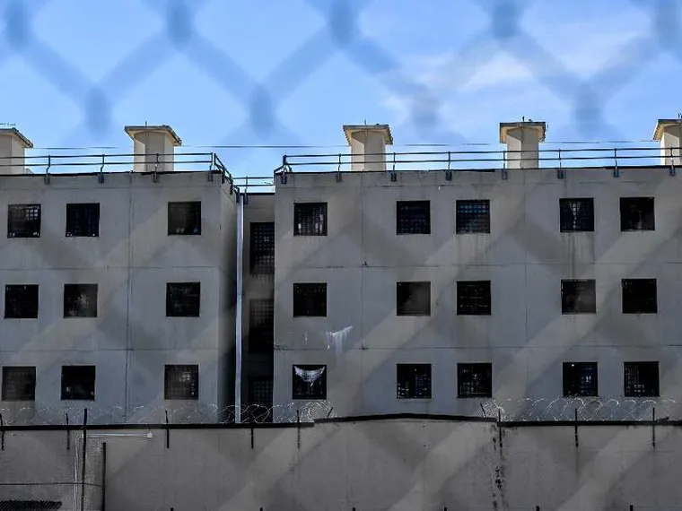 Dietro le sbarre mai così tanti detenuti. E il piano "svuota-carceri" non parte