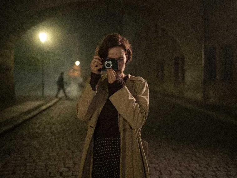 A Venezia la vita di Gerda Taro, la ragazza che documentò la guerra