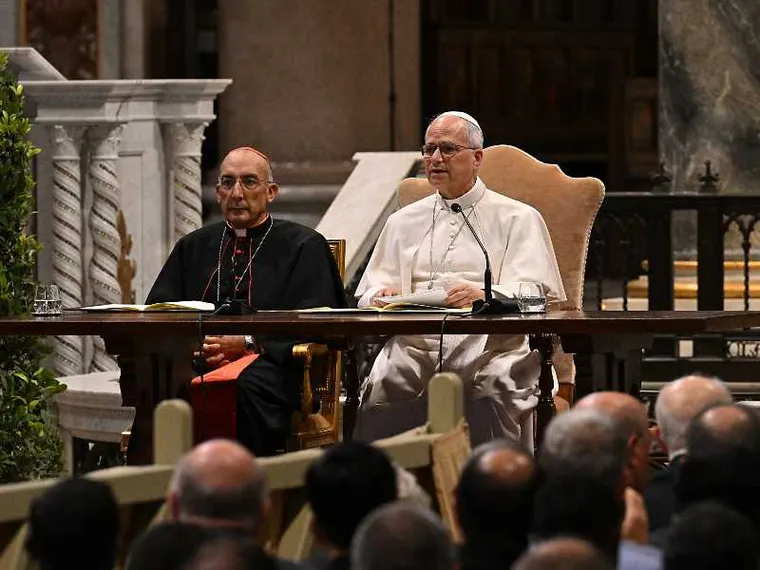 Il Papa alla diocesi di Roma: «Seguite l'esempio di don Di Liegro». Al via la causa di beatificazione