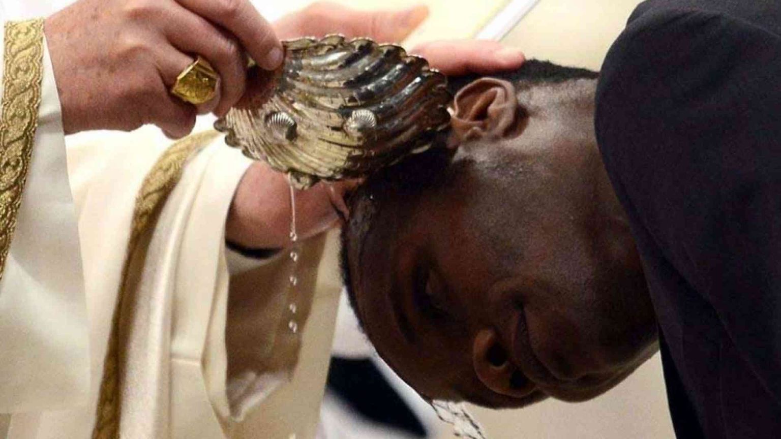 Veglia di Pasqua: Battesimo per 12 adulti