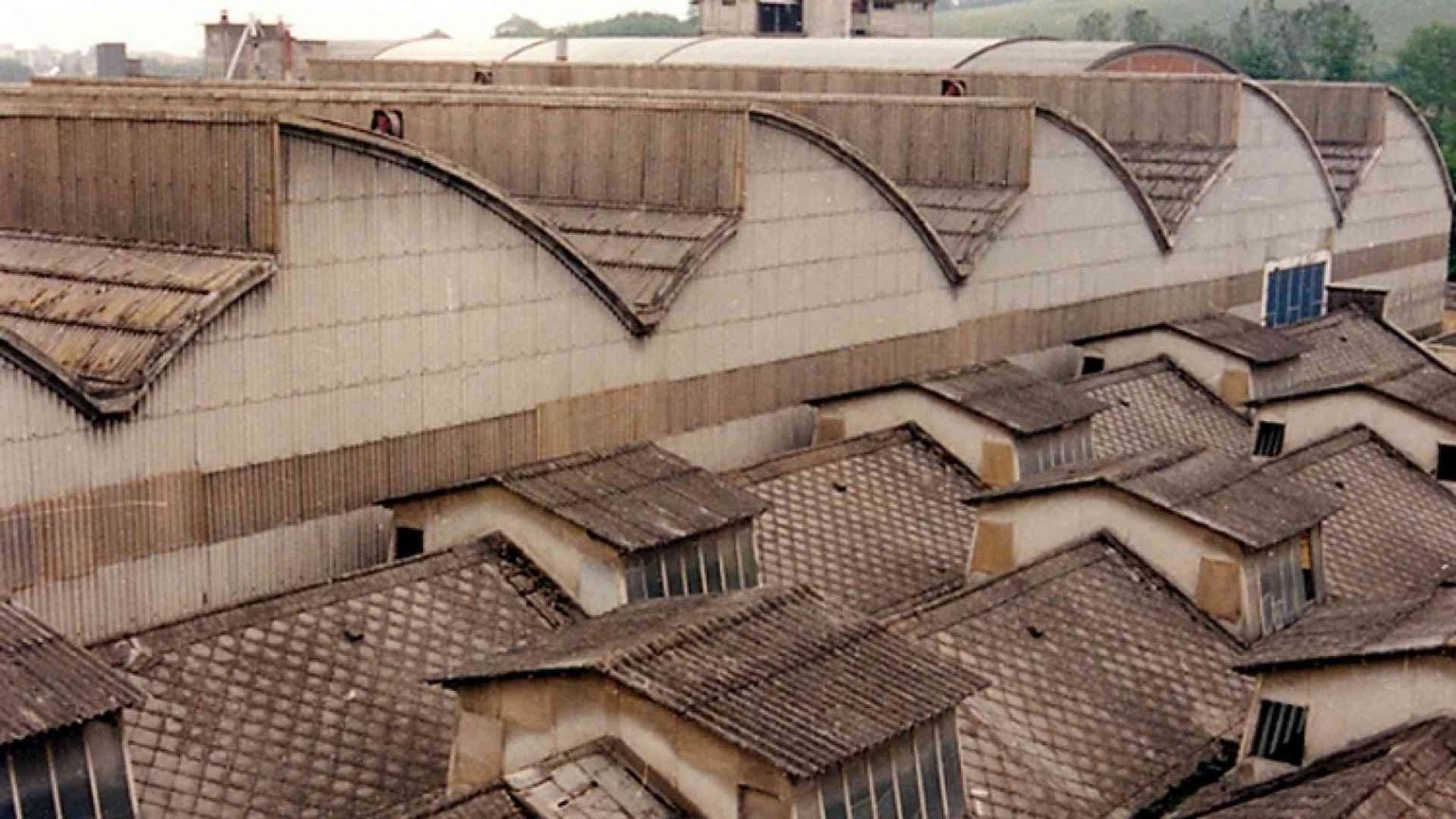 Amianto, un parco al posto della Eternit