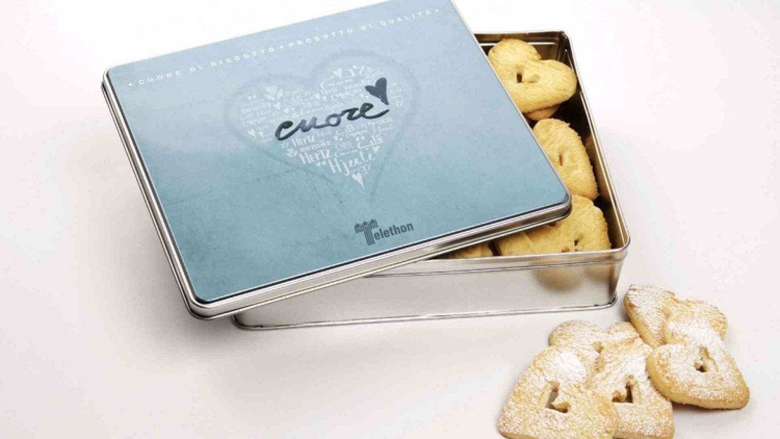 Telethon, cuori di biscotto per sostenere la ricerca