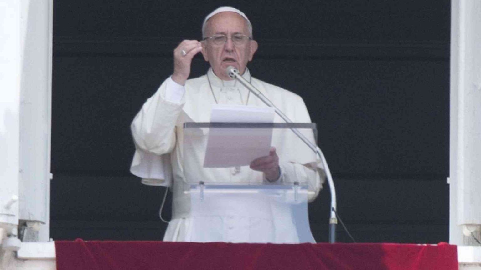 «I cristiani portino la Croce del proprio dovere»