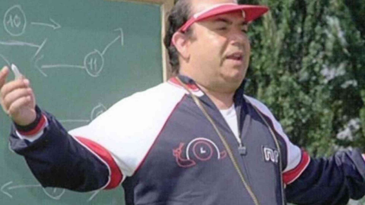 Banfi: «Conte, ascolta Oronzo Canà»