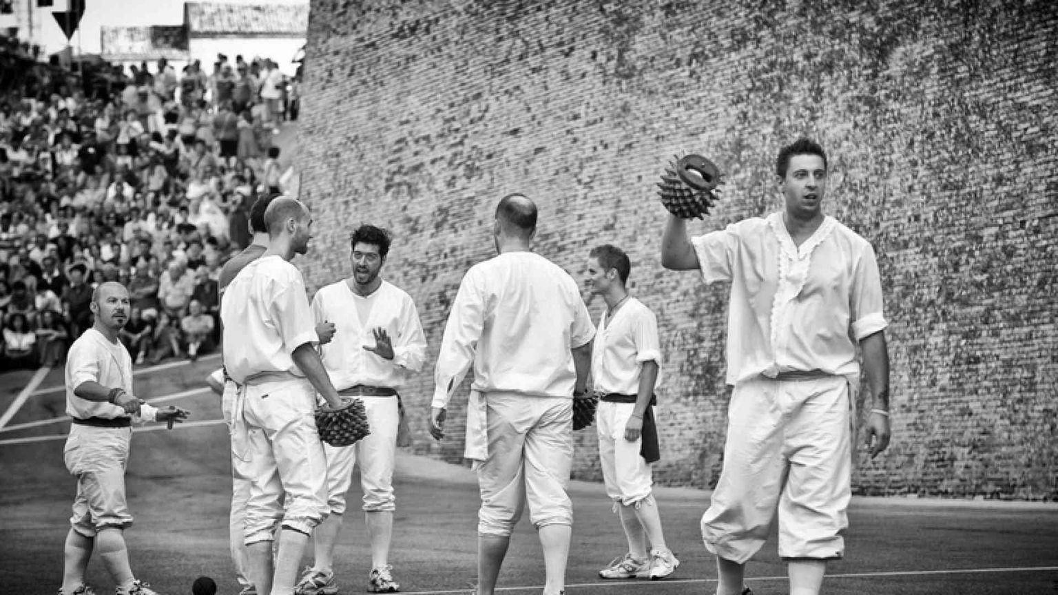 Leopardi, il primo tifoso del pallone