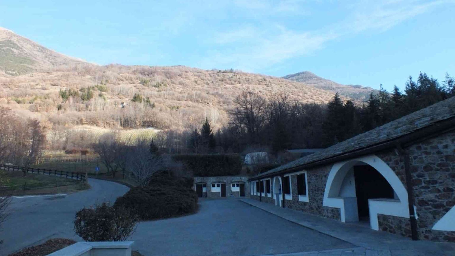 Nei monasteri c'è chi ritrova la sete di Dio