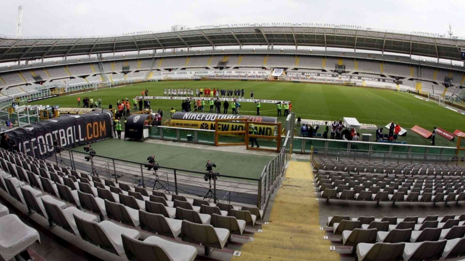 Stadi vuoti, non è colpa della tv