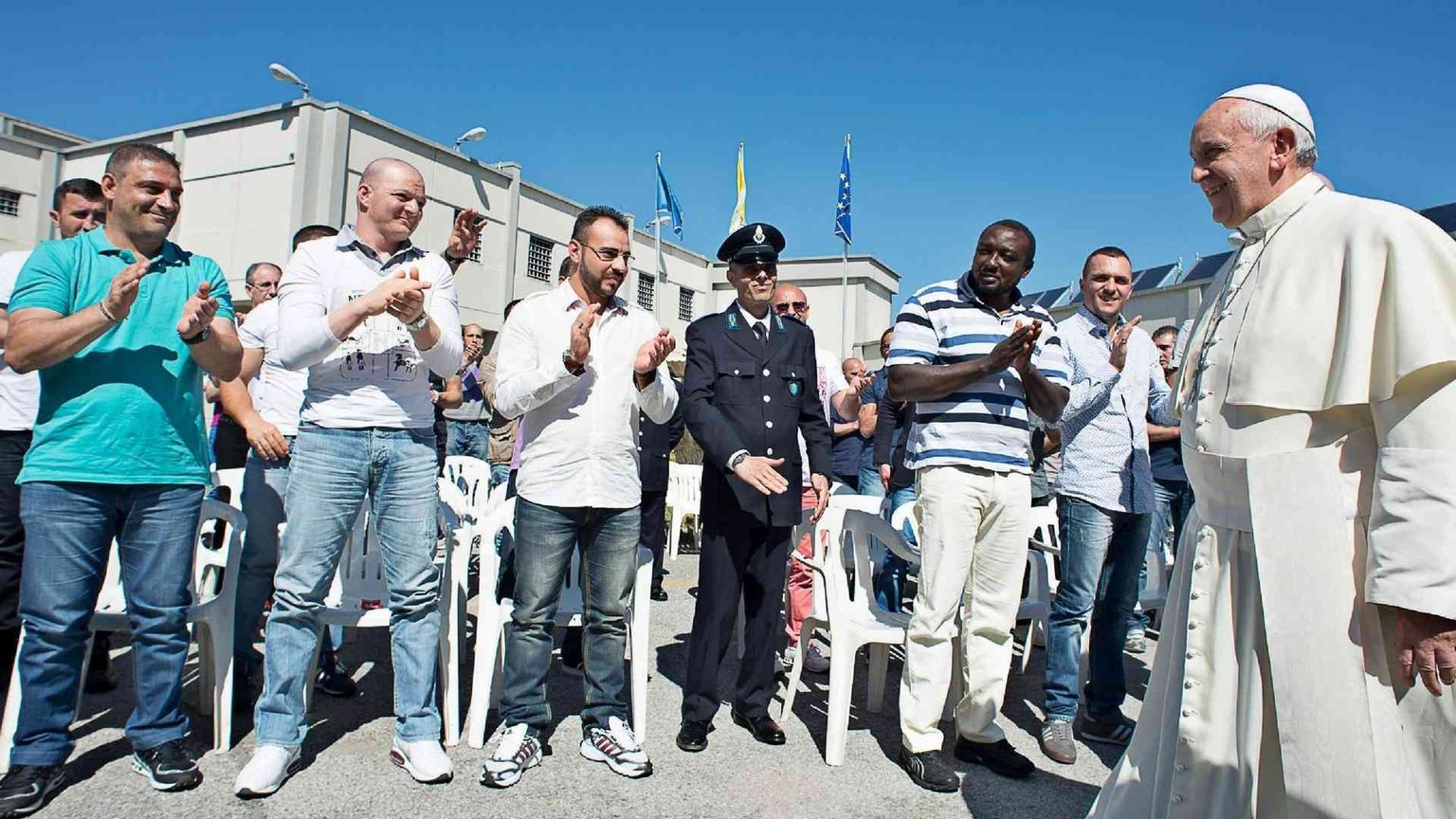 Il Papa vicino ai condannati a morte