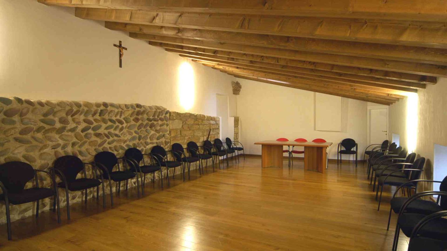 Feste nella sala della parrocchia, le regole per l'affitto