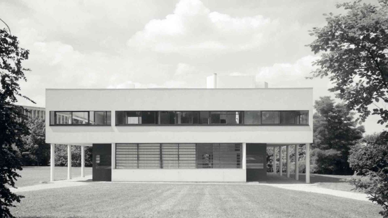 Villa Savoye, la casa-manifesto di Le Corbusier
