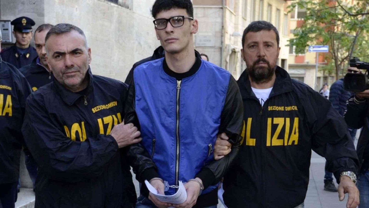 La verità su Genny, a 17 anni vittima innocente di camorra