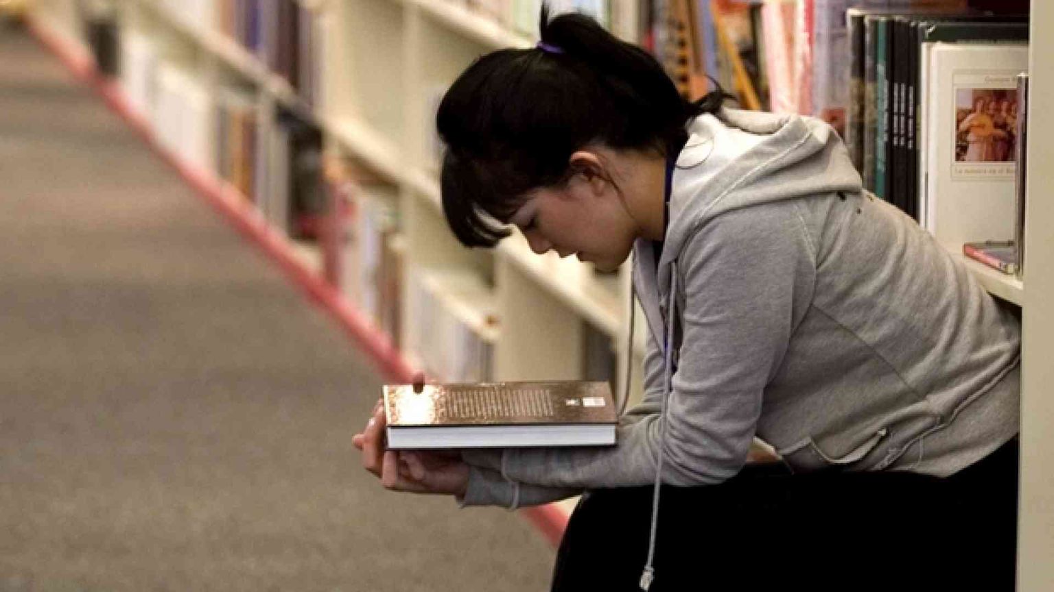 Lettura e digitale Ecco perché carta canta