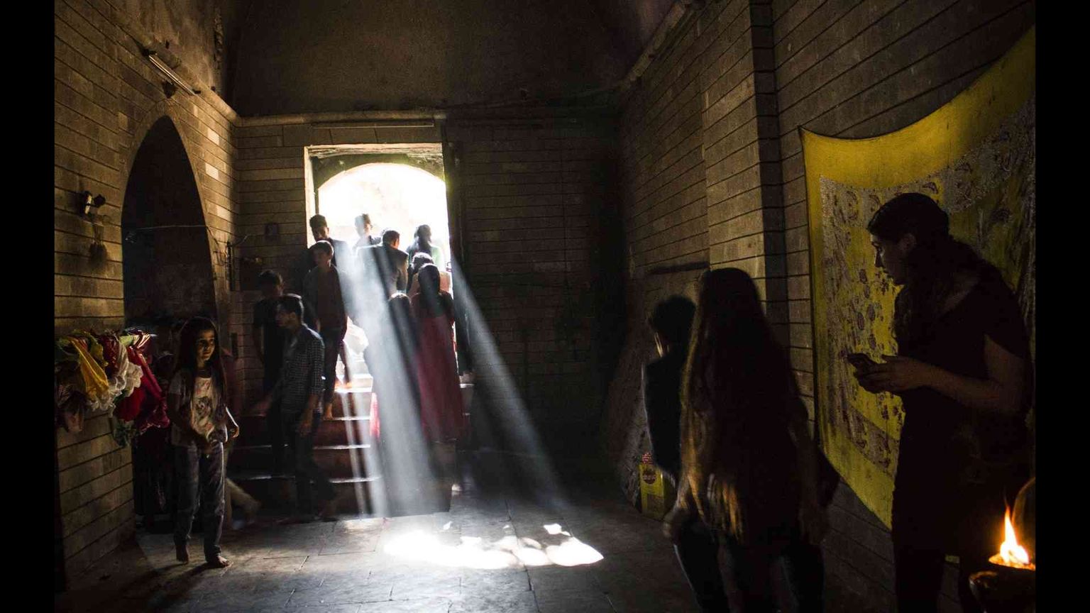 Oltre l’orrore del Daesh, le fotografie delle ragazze yazide