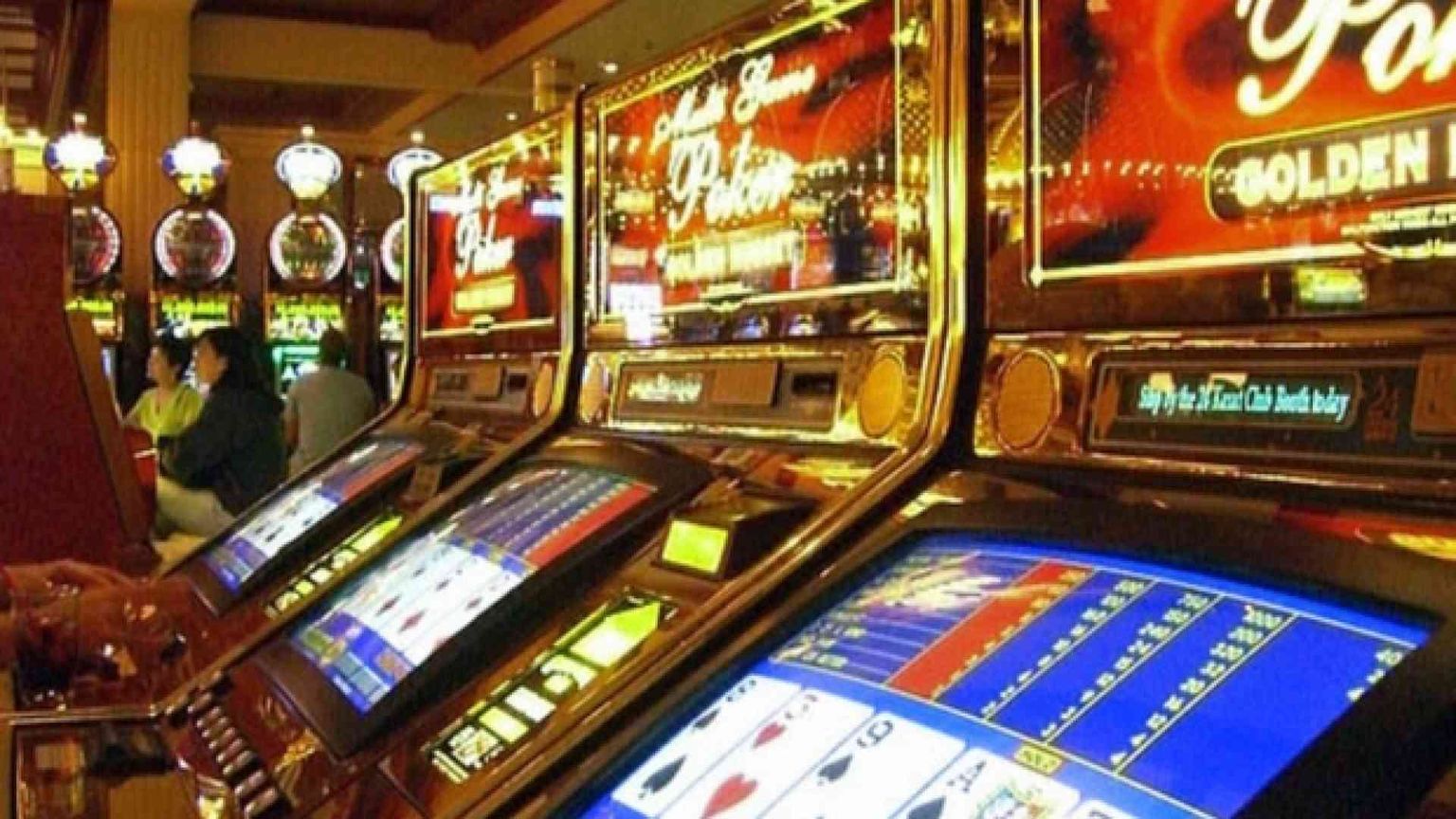 Slot, stretta «morbida» del governo