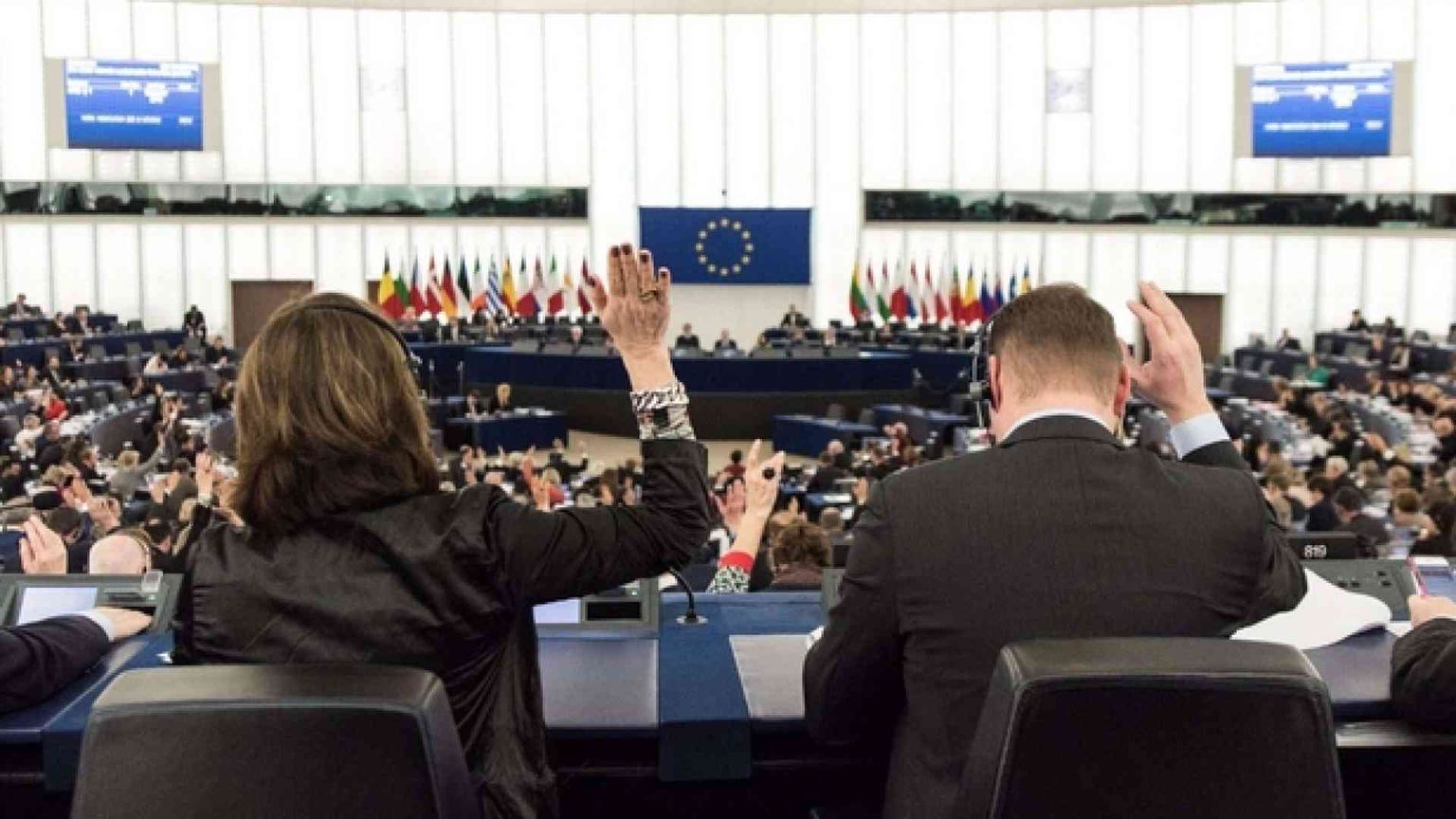 La risposta a Trump: «Finanziamo noi le politiche abortiste»