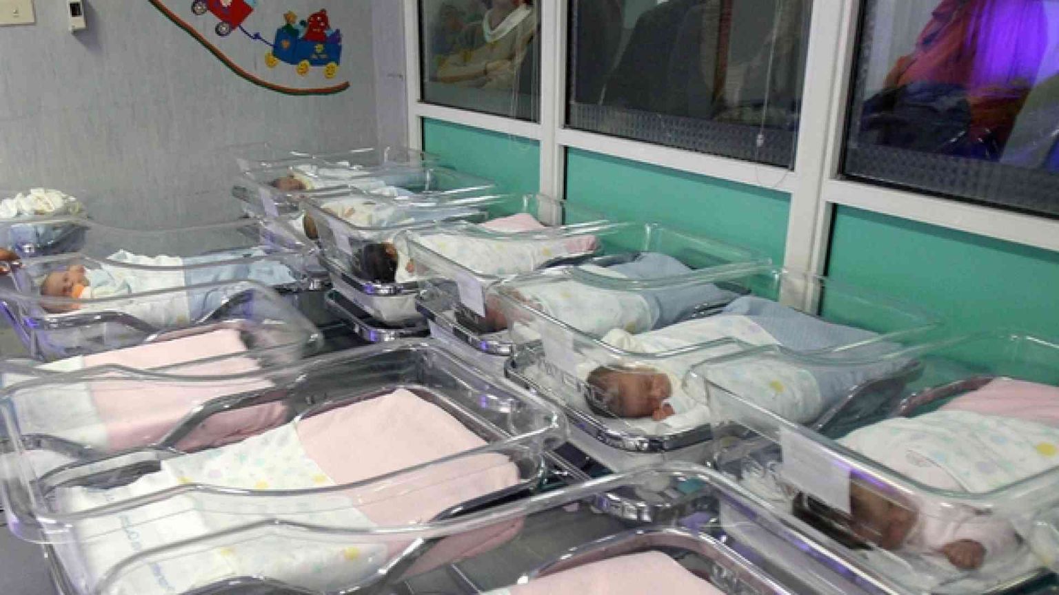 Nascite al minimo storico. Il Forum delle famiglie: l'Italia muore